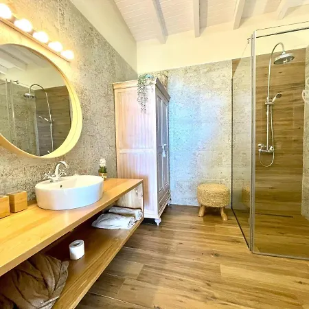 Deluxe, Wifi, Piscina Climatizada Rodeada De Bosque En La Esperanza